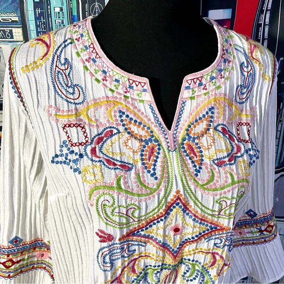 Caleesa Embroidered Crinkle Ruffle Sleeve Tunic/Shirt  Women's size PM - Picture 2 of 7